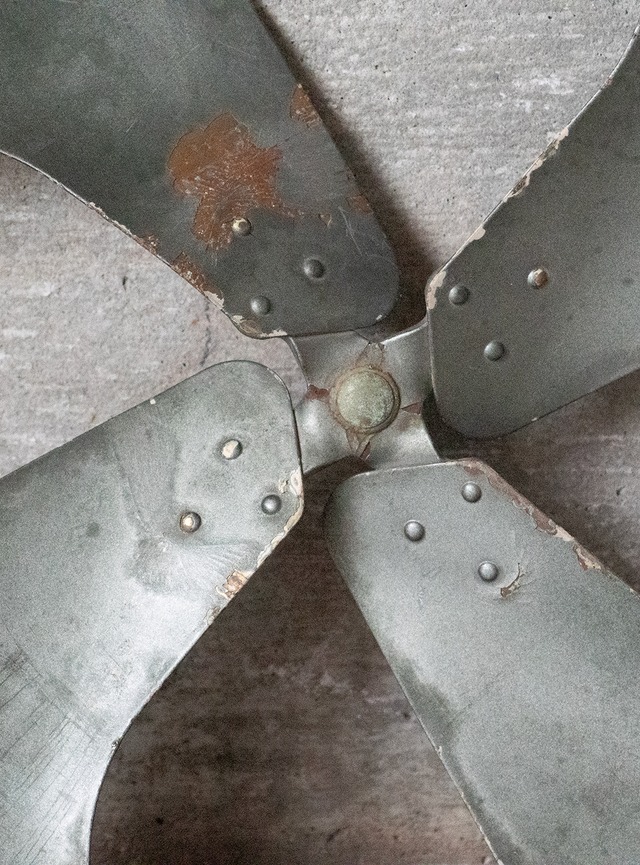 unknown 1980s Fan blade