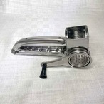 チーズ挽き　チーズグレーター　Mouli社製　つまみ黒　フランスキッチン雑貨 12KWcb26