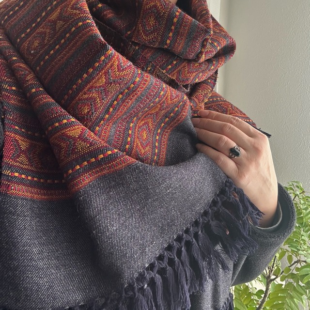 ランバニ（バンジャラ）刺繍 手織りコットンストール　I　【送料無料】