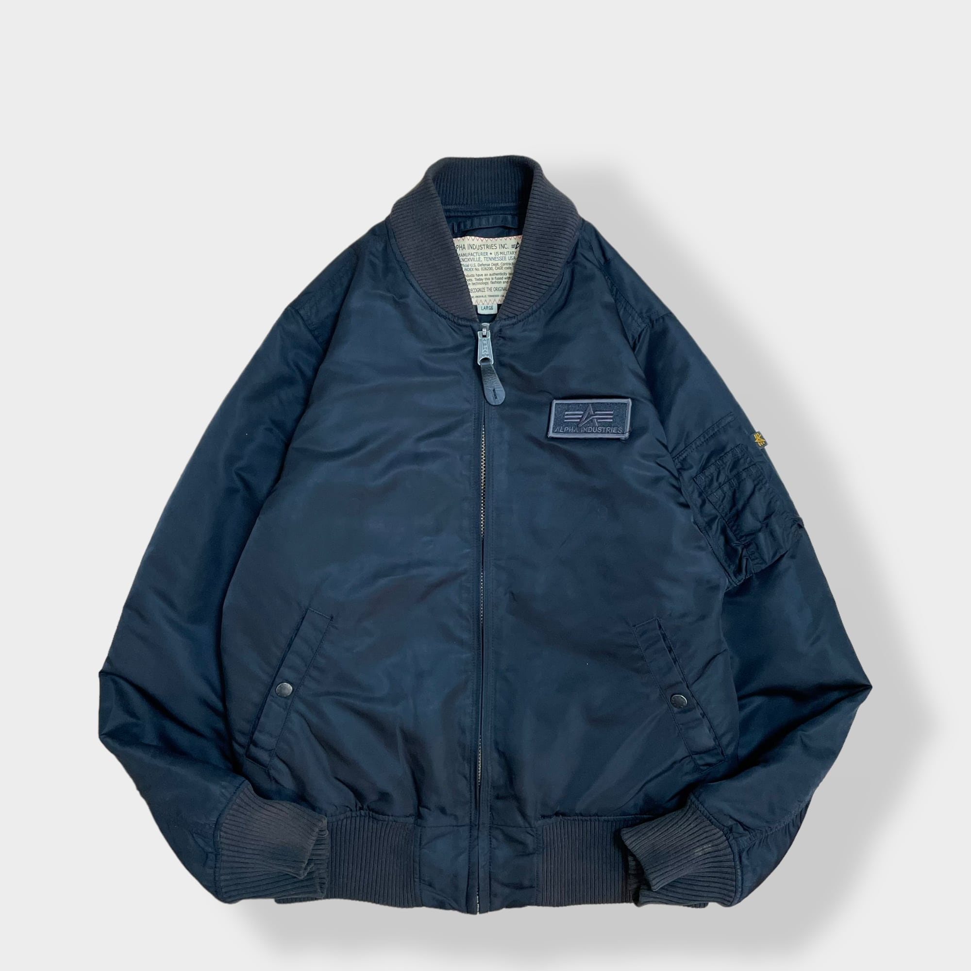 ALPHA INDUSTRIES INC. フライトジャケット