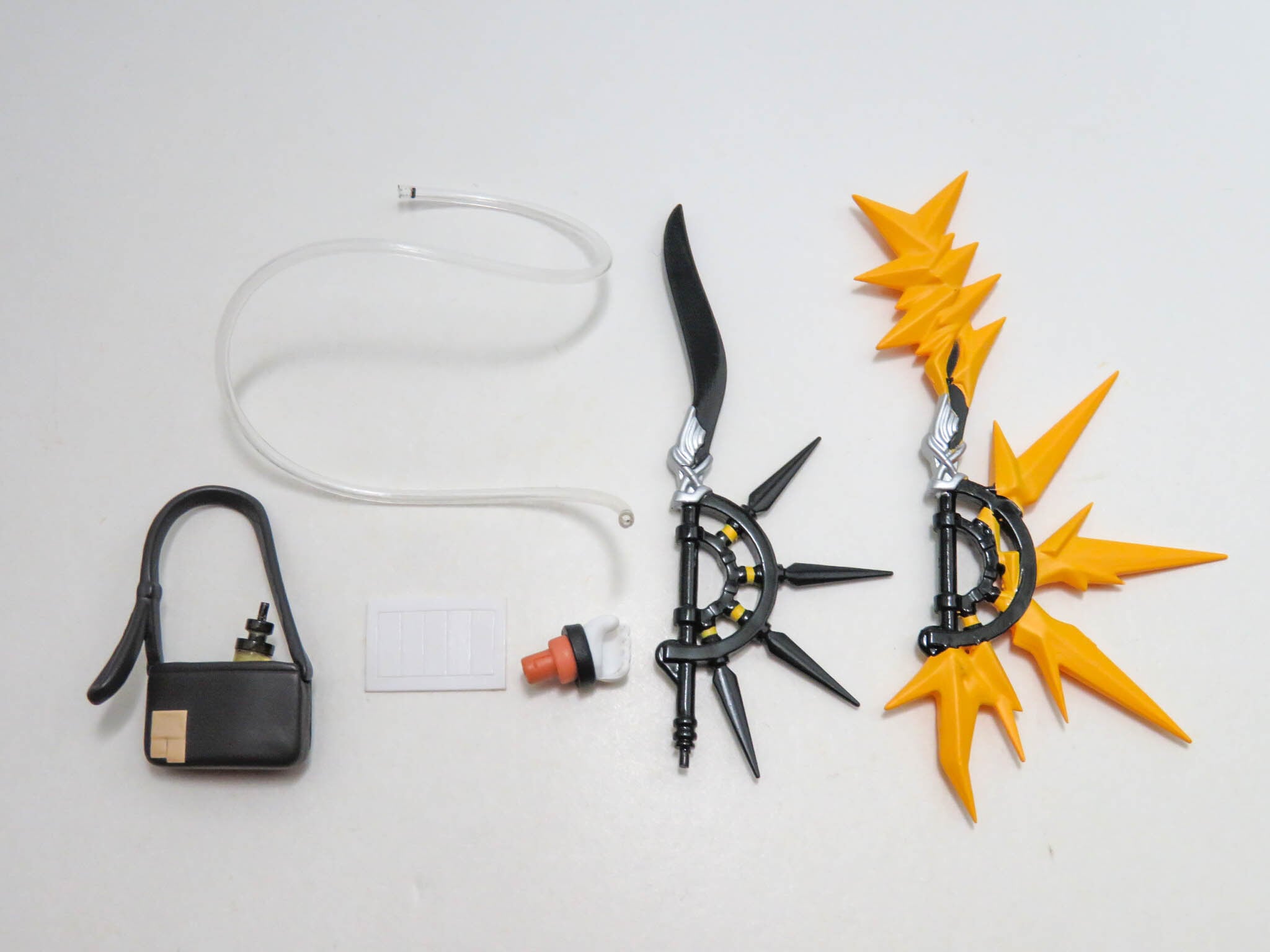 再入荷(A−ランク)【1679】 ソーンズ 小物パーツ 武器とカバン ねんどろいど