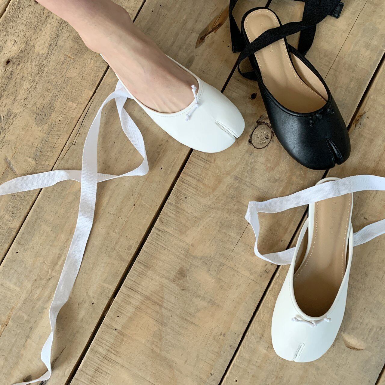 レースアップリボン付き足袋サンダル 3色 | honeybee korea style powered by BASE