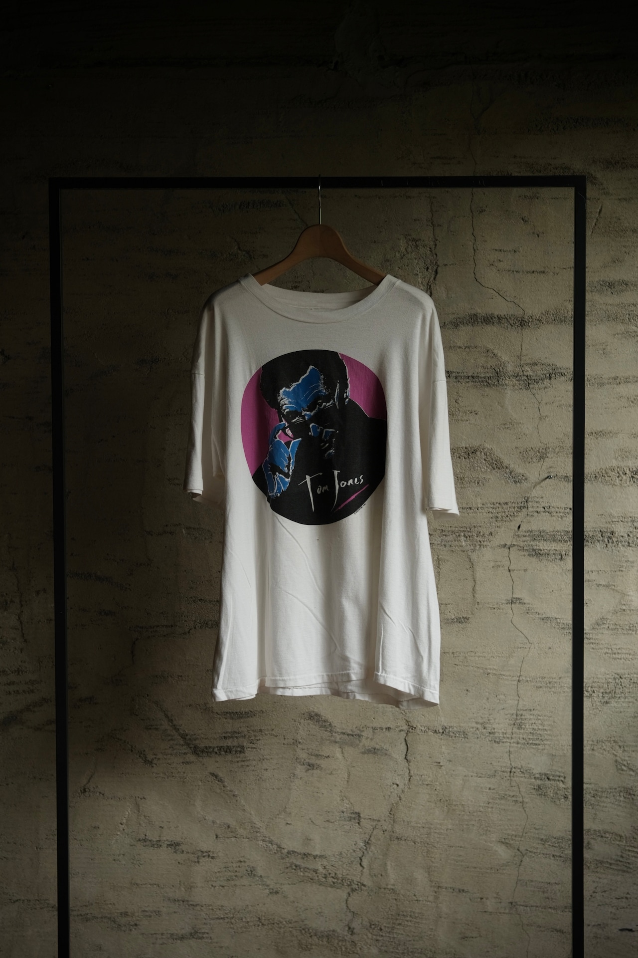 Utah/90's "Tom Jones" print tee shirt