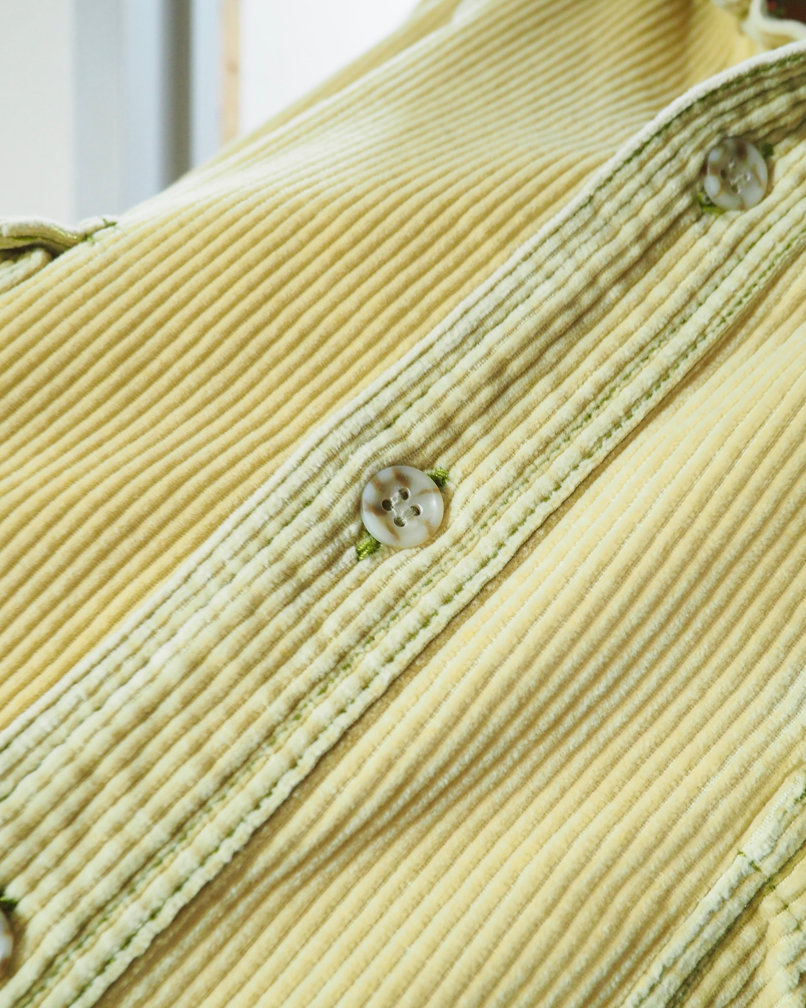 1990s " Trans position " Pale Lemon Color vintage loose Corduroy shirt