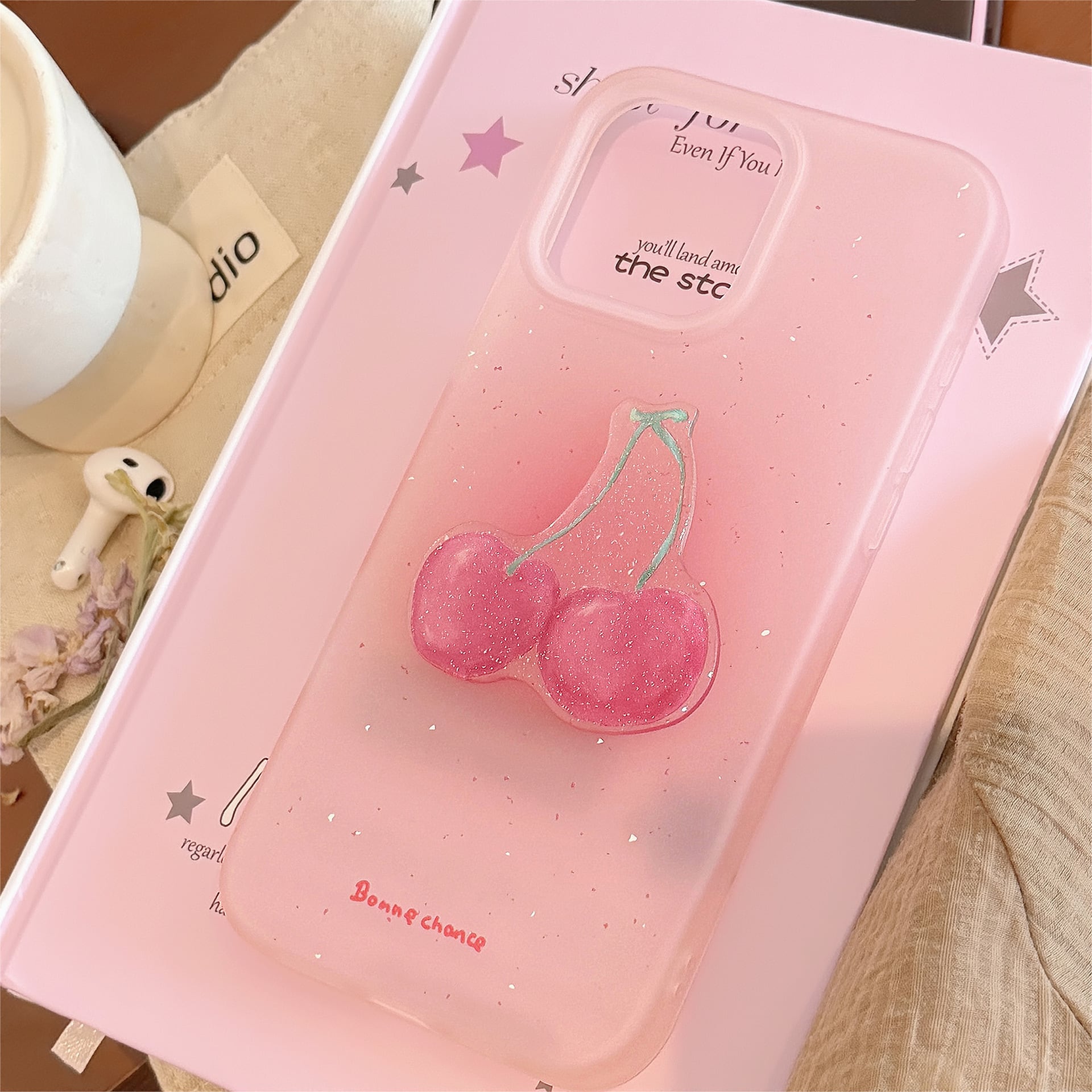 ぷっくりチェリーが可愛すぎる◎ピンク マットクリア ラメ入りケース