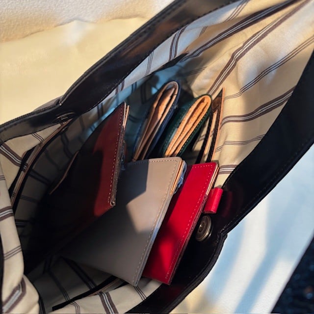 B.stuff　ナイロン×レザーコンビショルダー(クロ)