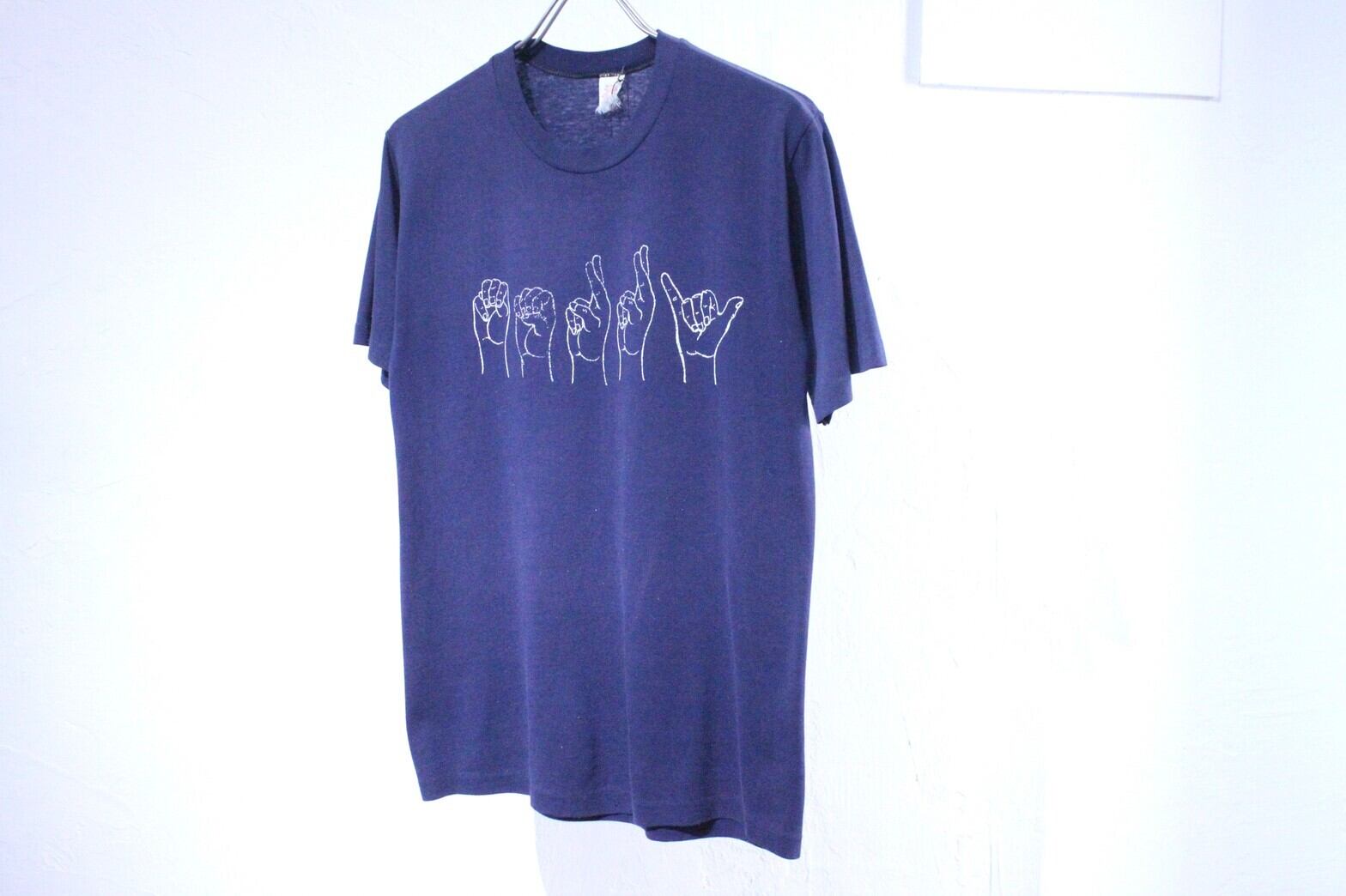 70~80s Hand Sign ”Hang Loose”