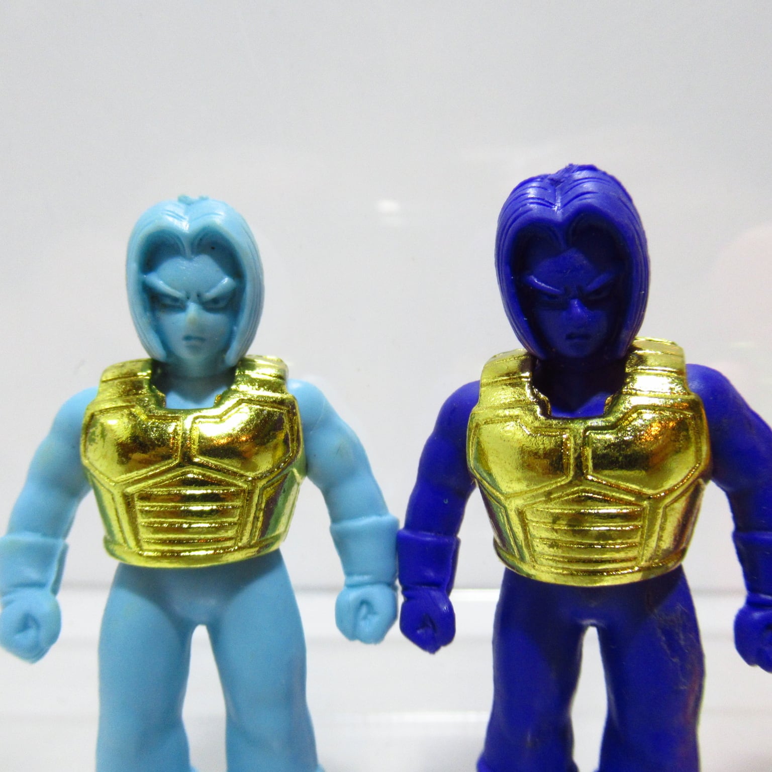 ドラゴンボールZ トランクス 金クロス 塩ビ 消しゴム 3色セット [$5