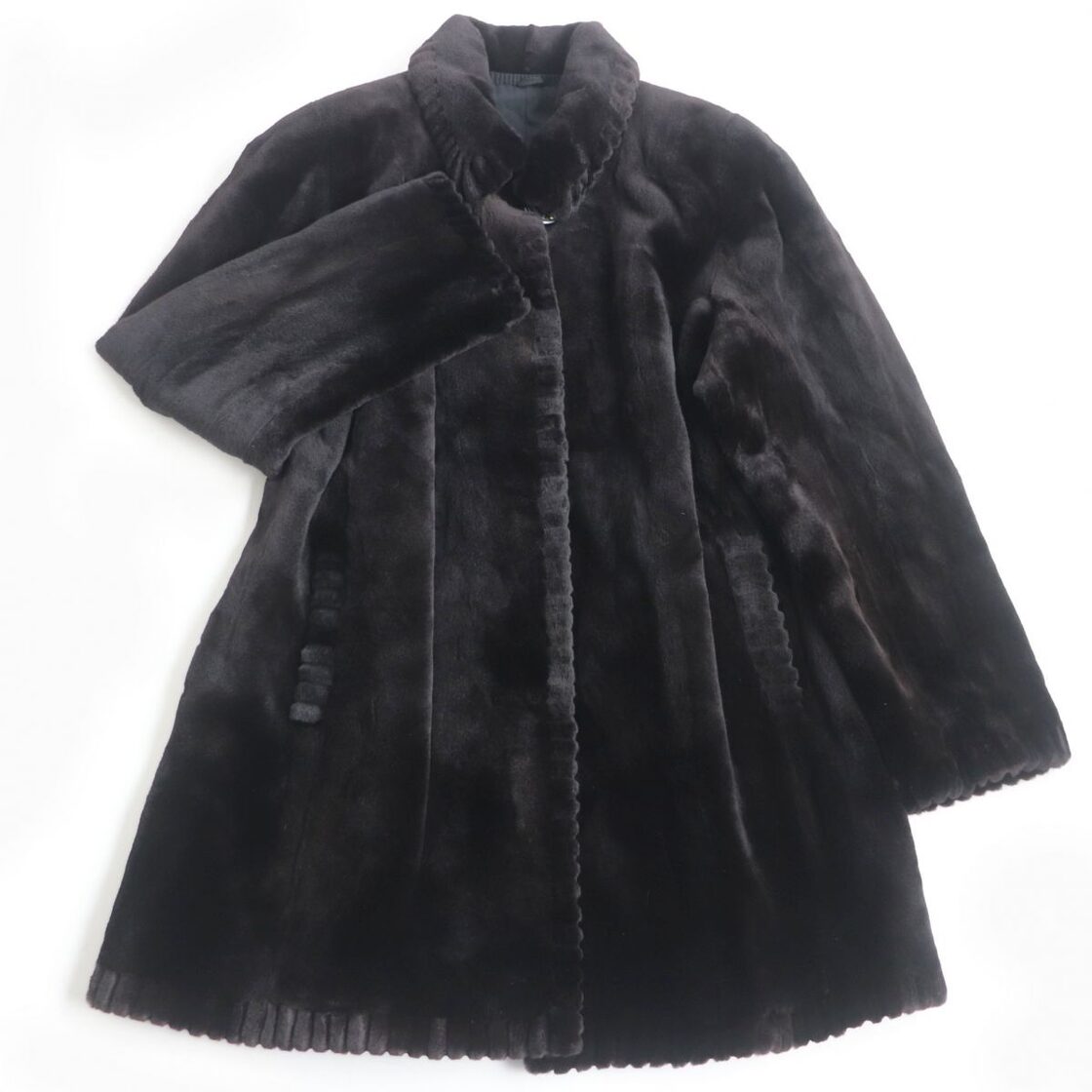 極美品☆SAGA MINK サガミンク シェアードミンク デザイン 本毛皮 
