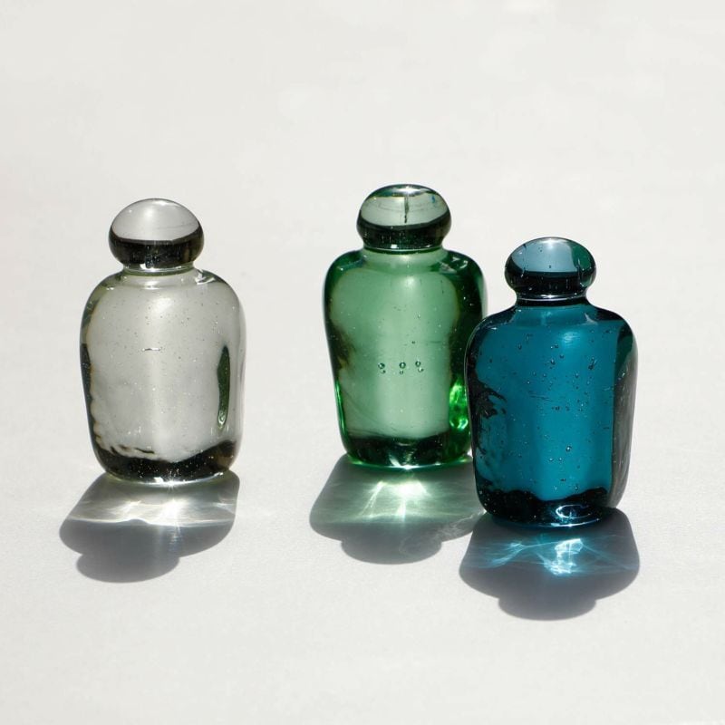 HIGHTIDE/ハイタイド】アタシェ 再生ガラス ペーパーウェイト (クリア/牛乳瓶) 590Co.