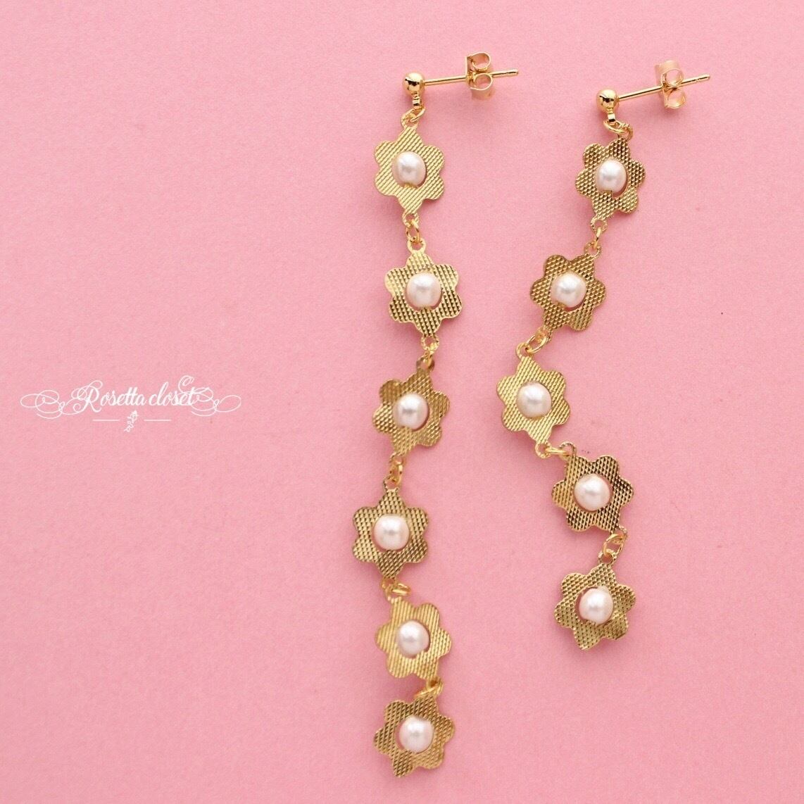 daisy long pierce&earrings　可愛いハンドメイドアクセサリー　デイジー&パールのロングチェーン　R384