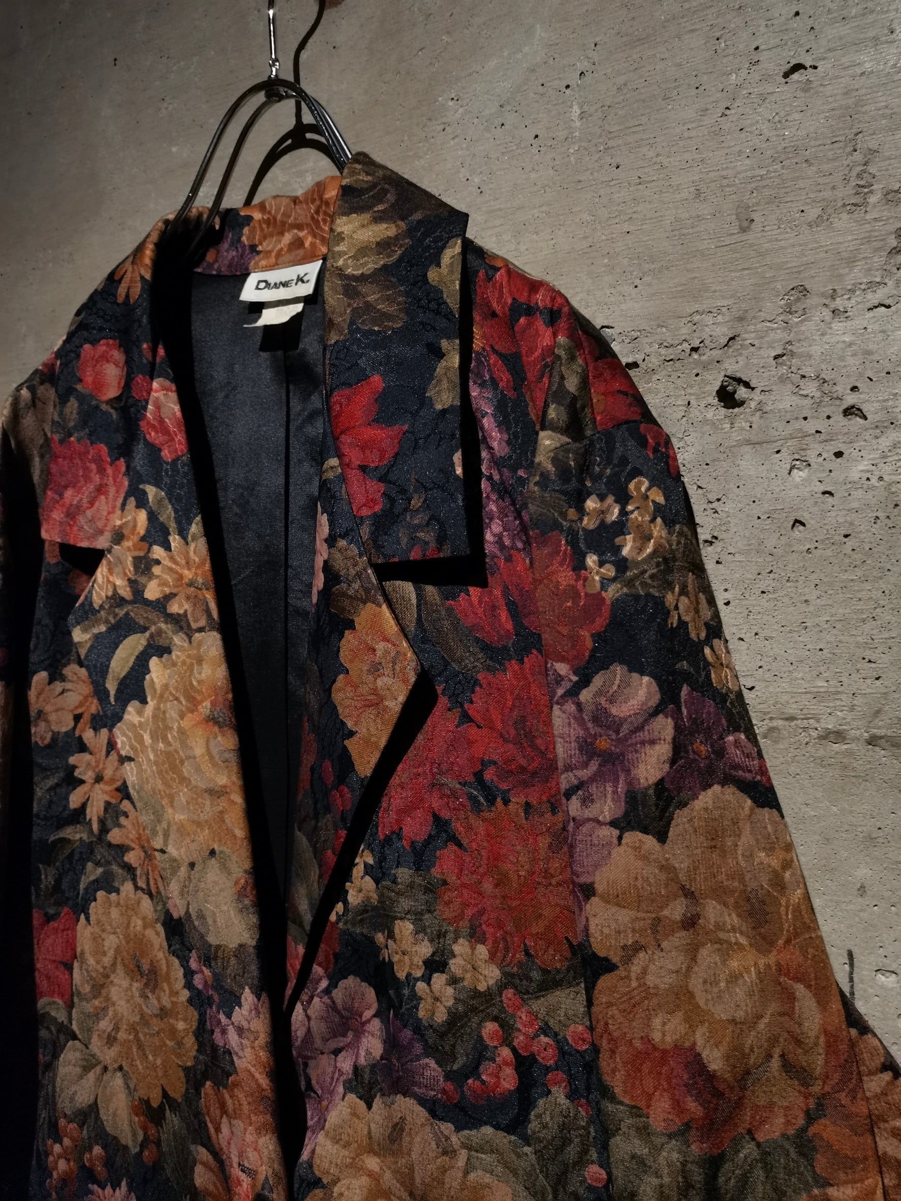 【雰囲気最高❗️】ビンテージ アンティーク 花柄 ジャケット 古着 総柄 Caka】Beautiful Flower Pattern Vintage Tailored Jacket | Caka(カカ