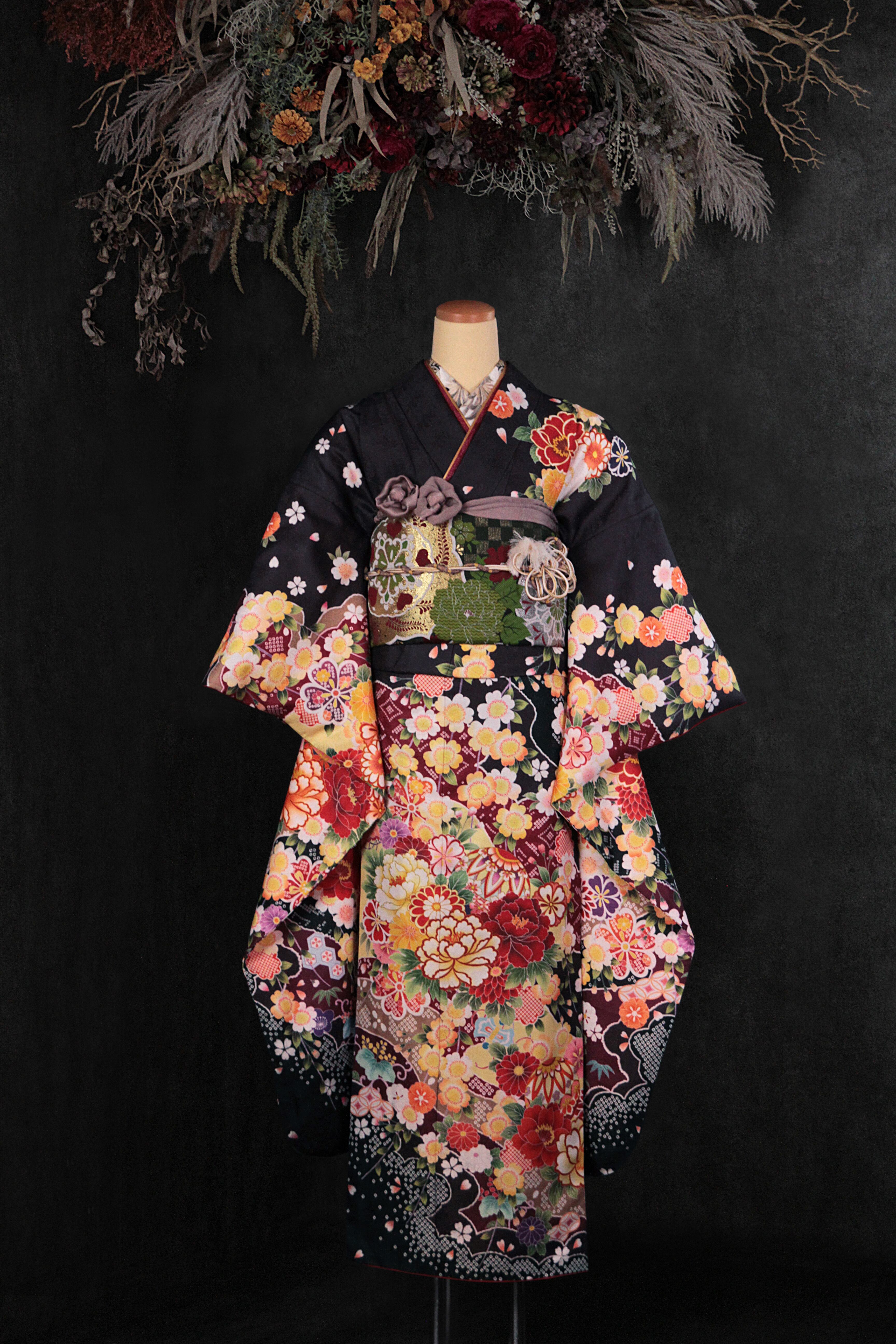 振袖 正絹 白地百花繚乱文様 お仕立て付き 新品 hr194t 楽天市場】【振袖 レンタル】 結婚式 結納R2085 正絹 白 牡丹に