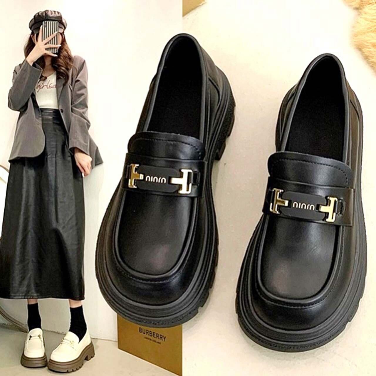 【送料無料】厚底ローファー 黒 ブラック オフホワイト 白 ホワイト 韓国 オルチャン レディース ローファー おでこ靴 バックル ラウンドトゥ 厚底 低めヒール ローヒール 通勤 通学 可愛い 大人可愛い かわいい お洒落 おしゃれ カジュアル こなれ感 抜け感 存在感 きれいめ フェミニン ストリート デート 普段使い 楽ちん シンプル クール かっこいい 動きやすい マニッシュ ガーリー メンズライク 歩きやすい シンプル 楽ちん キュート 学生 イベント 推し活 コンサート ライブ きちんと