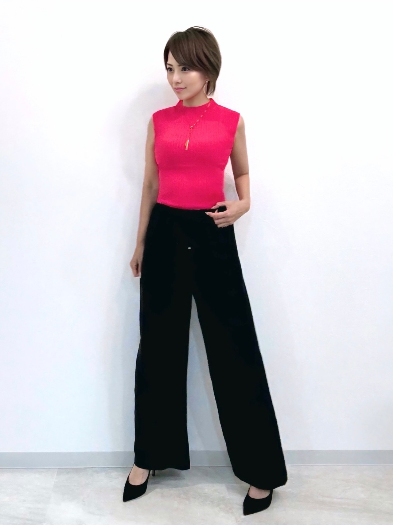 ノースリーブリブニット