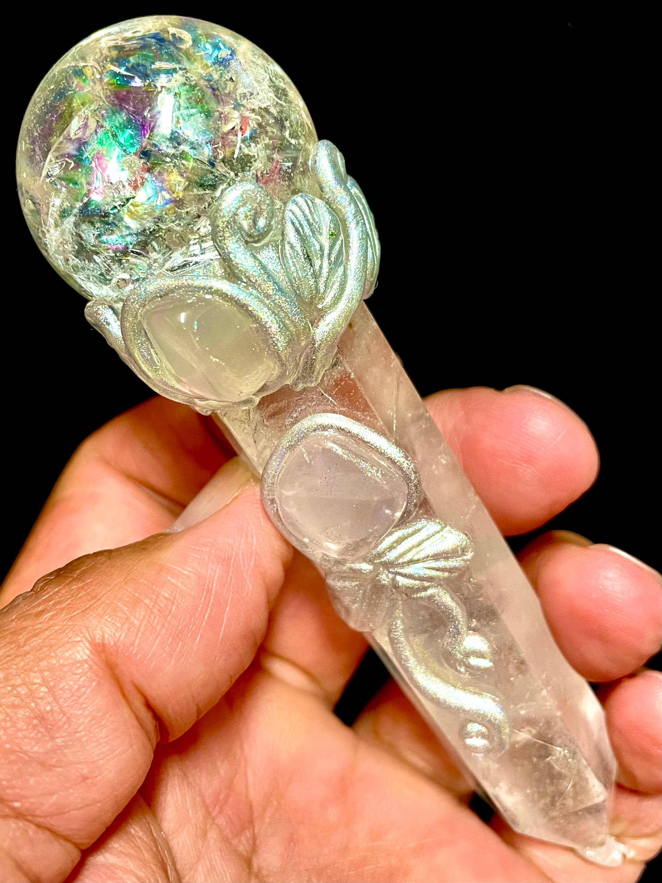 19) エネルギーを高める超アイテム!「アート・クリスタルワンドA」ハンドメイド(台座付)