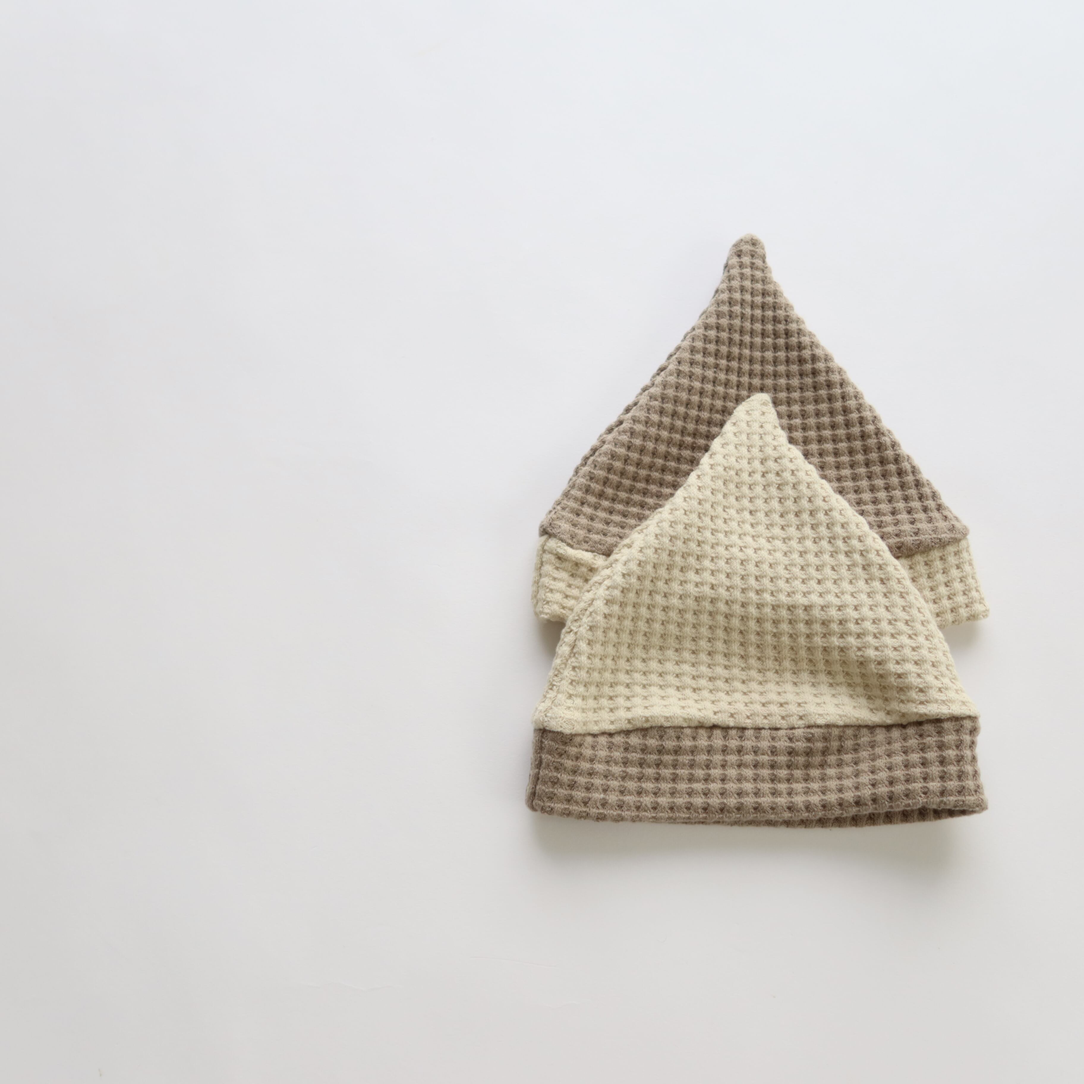 バイカラーとんがりぼうし