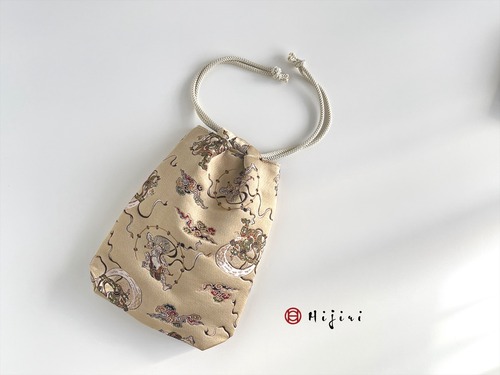 再販‼︎   和柄巾着袋(大)　高級金襴…風神雷神《送料無料》