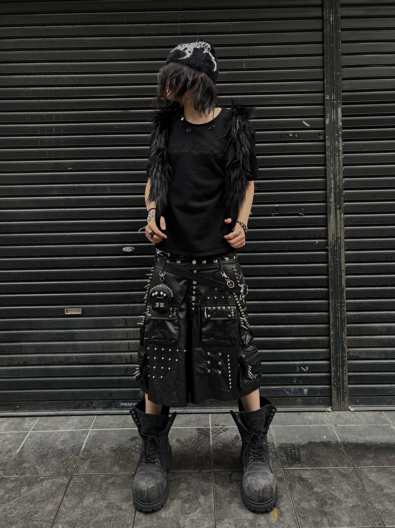 【LOVE KILLER】embroidery logo metal parts T-shirt