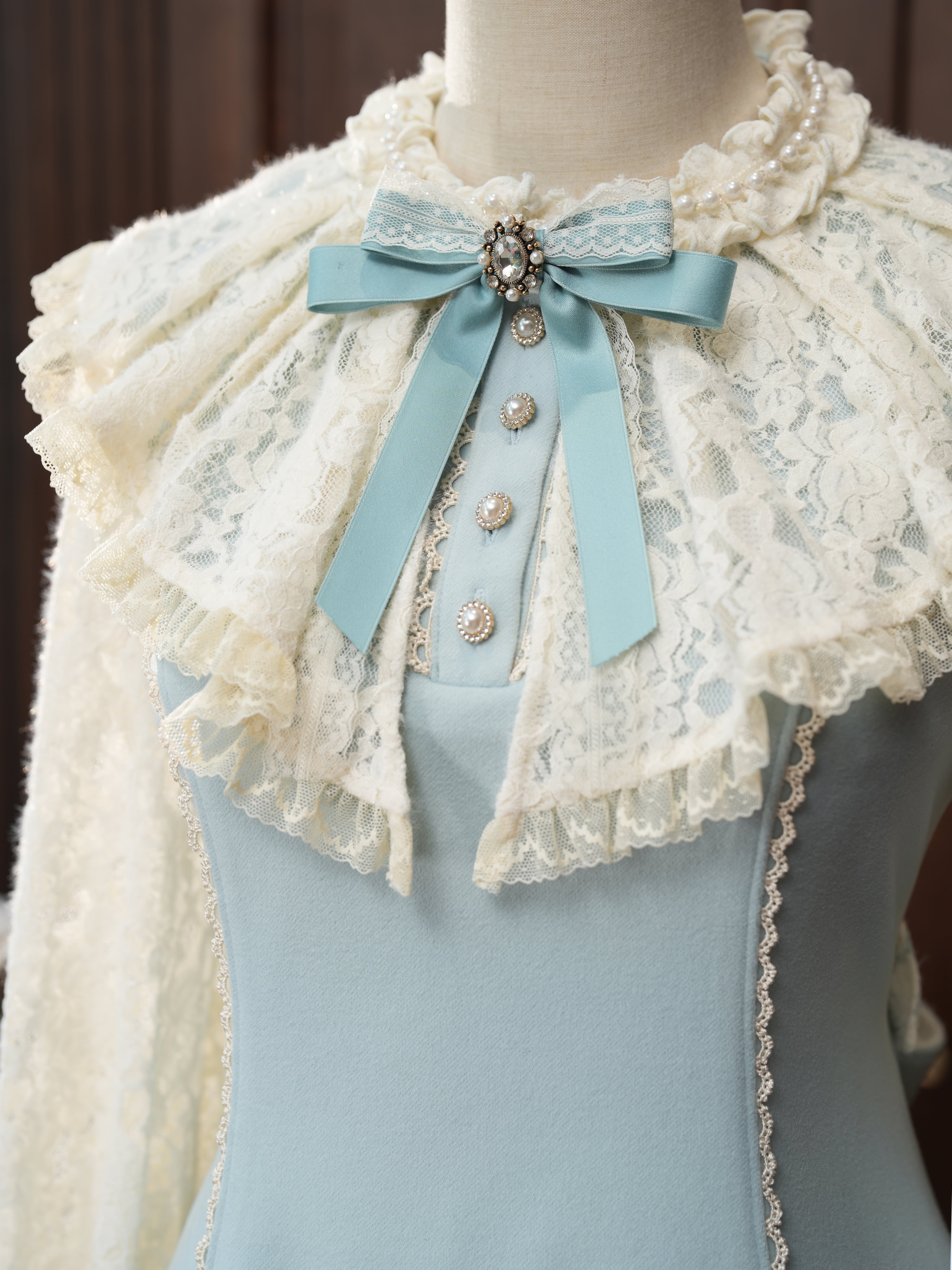 GOLDS♡リボン∞サテン∞レース♡フロントドレープ×ラッフルフリル