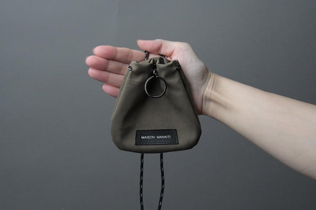 ネック キンチャク サングラスホルダー 【メゾンマンキチ】 ネック キンチャク サングラスホルダー □ブラック・ブラック