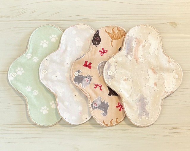 22cm パイル オーガニック 布ナプキン 防水仕様 4枚セット 普通の日用 354