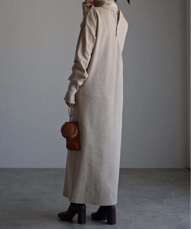 バックヘンリーワンピース