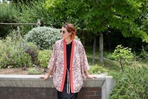 #105 Kimono jacket made from japanese silk kimono