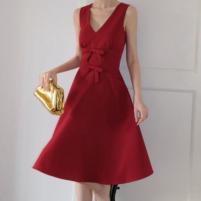 Ribbon v-neck dress　M743