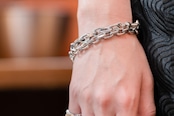 BN-063 Mebiusu hook bracelet (S)