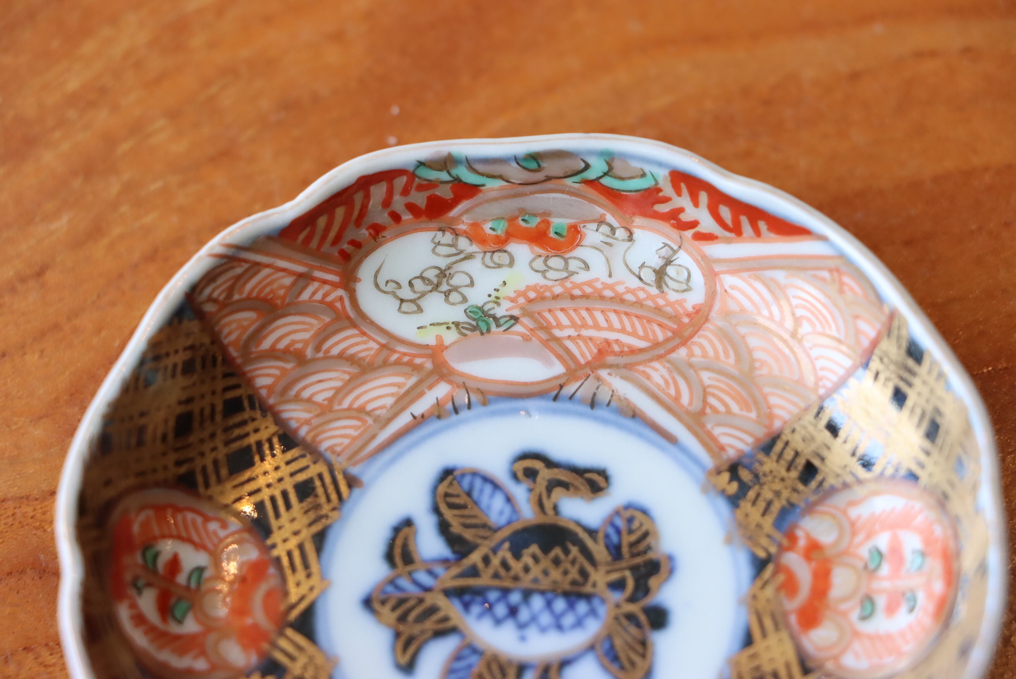 豆皿 伊万里焼 色絵 桃手 通りもの | (有)新原美術