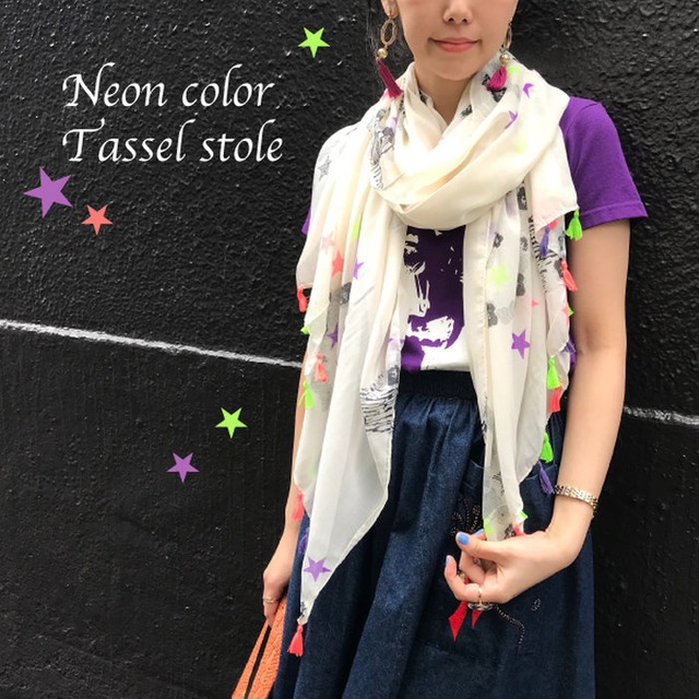 訳ありアウトレット ネオンカラー タッセル付き ロング ストール ホワイト 大判 訳あり B品 Sale カラフル マフラー スカーフ 黄緑 オレンジ パープル ミントグリーン 紫 インポートスカーフ 代官山インポートワンピースのセレクトショップ Wild Lily ワイルド