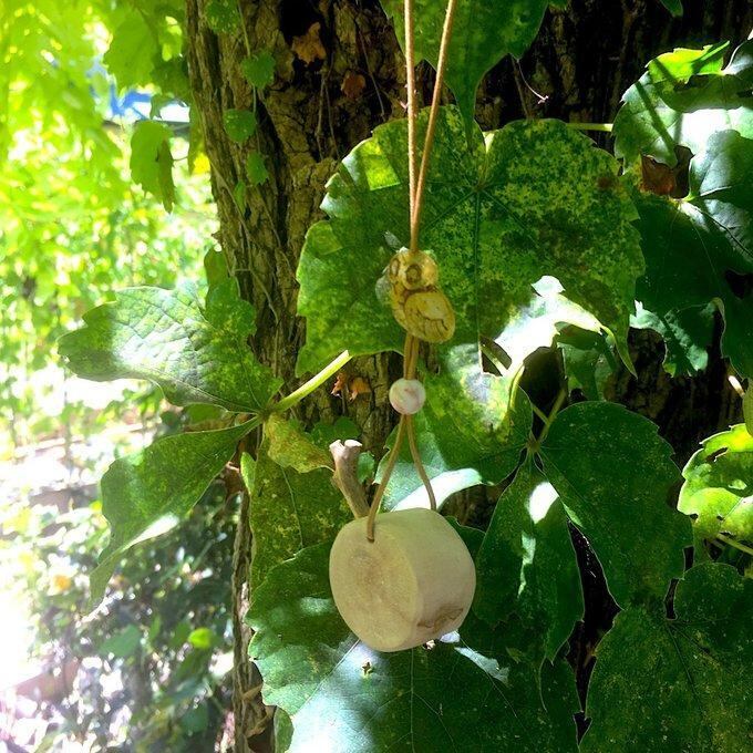 【一点物】✦⋆.八ヶ岳の森の贈り物 ✦⋆.·賢者の石とフクロウと桜の木のアロマボトルネックレス ⋆.·✦
