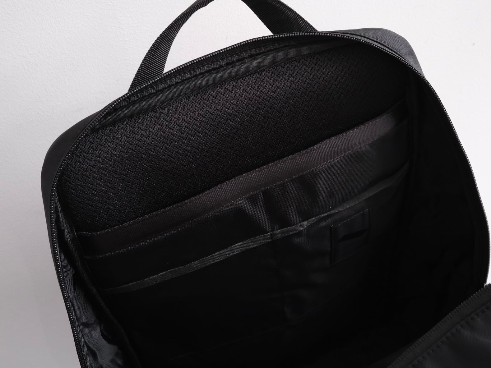 MONOLITH “ BACKPACK OFFICE M “ | Lapel online store