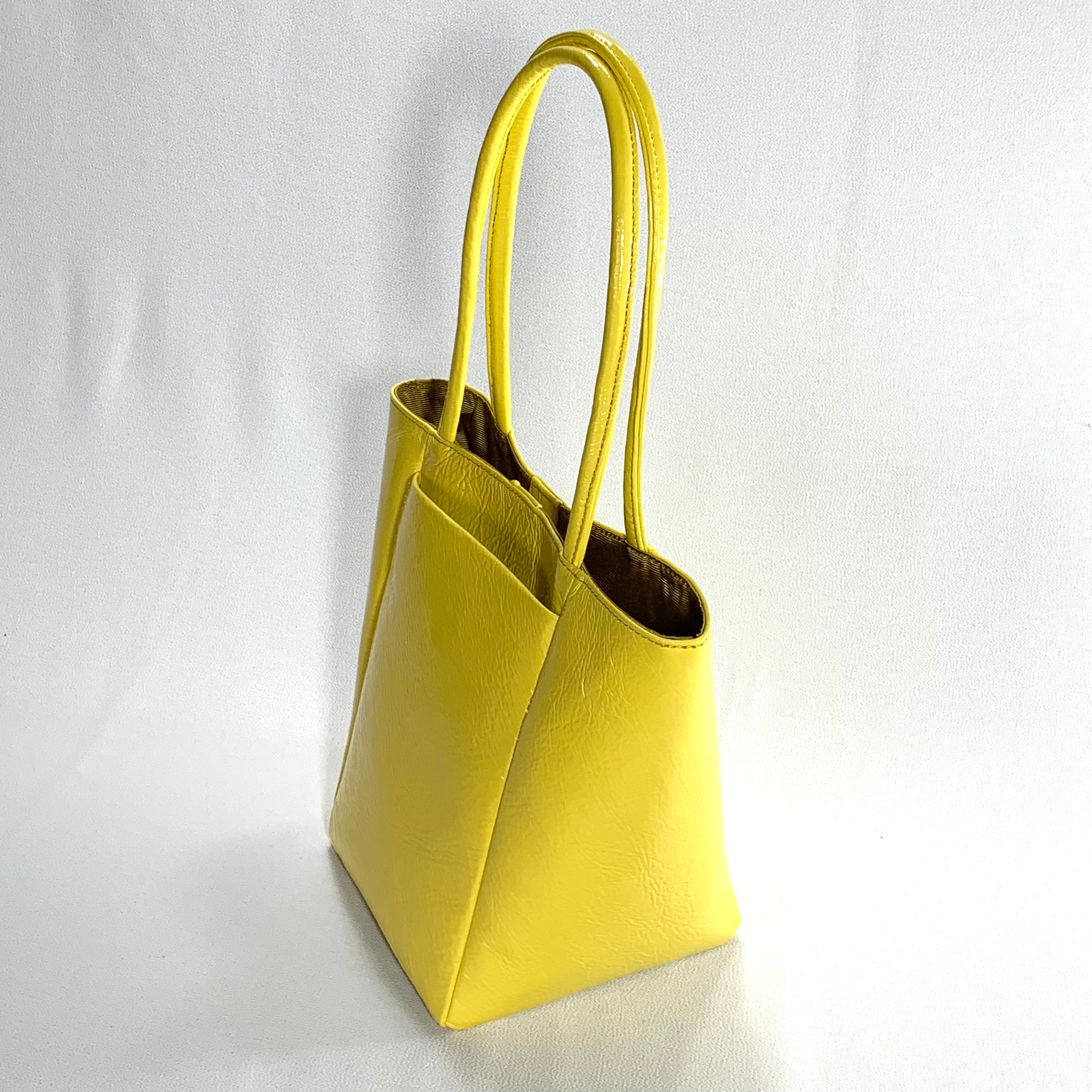 レモンイエローの綺麗目トートバッグ | yoh 
