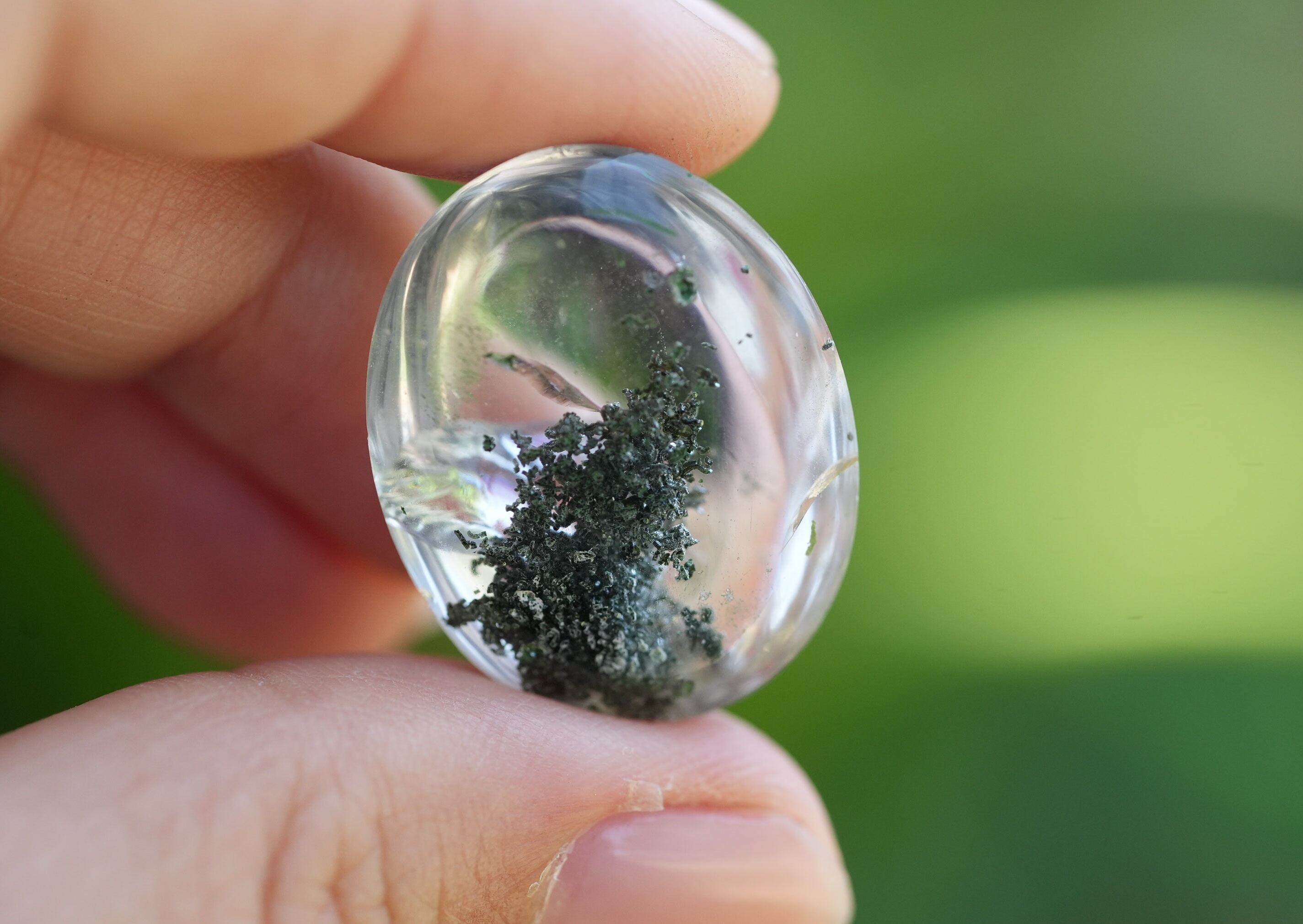 銀と緑の立体☆クローライト☆ガーデンクォーツ s1237 | Funky garuda