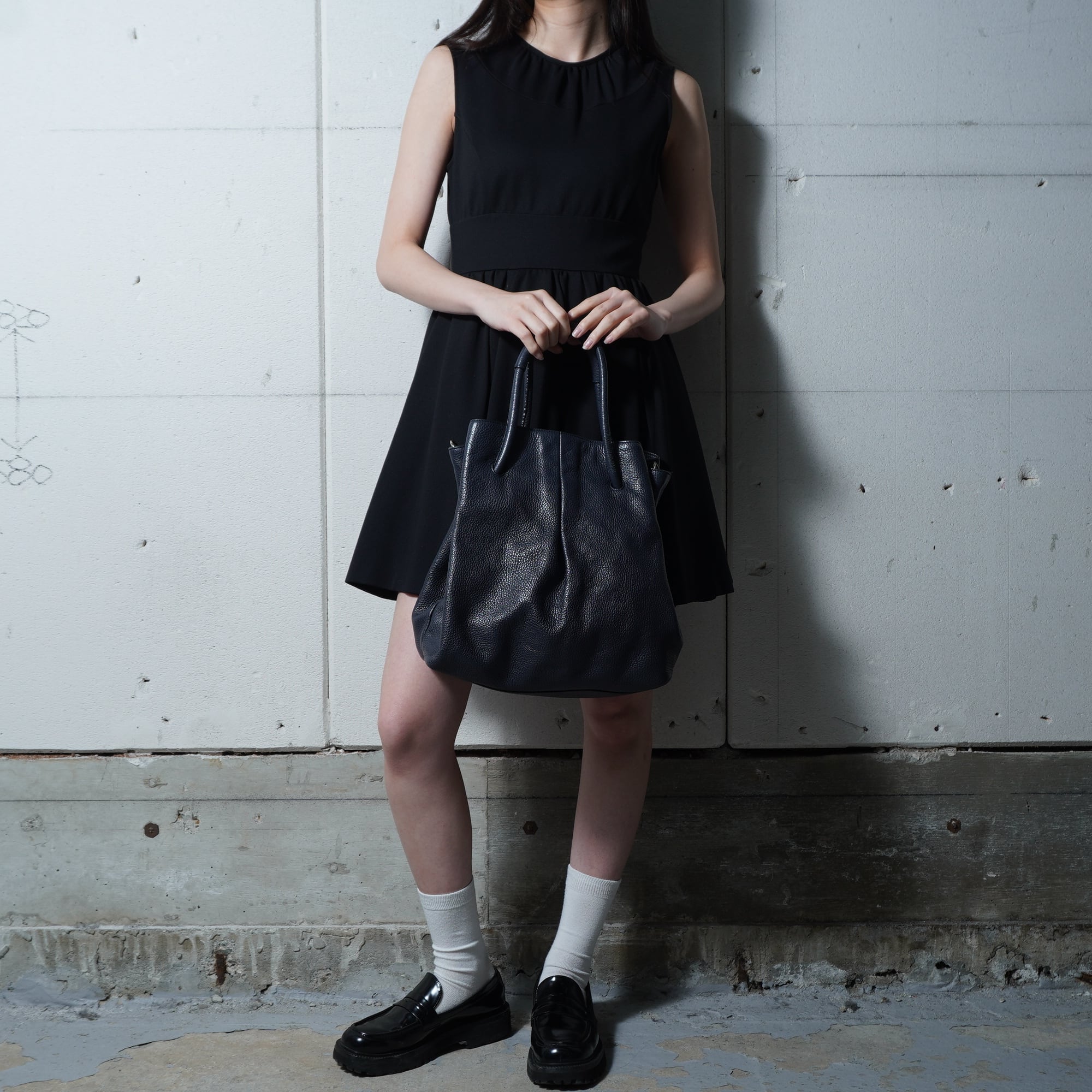 JIL SANDER】ジルサンダーロゴ入シボレザートートバッグ navy black