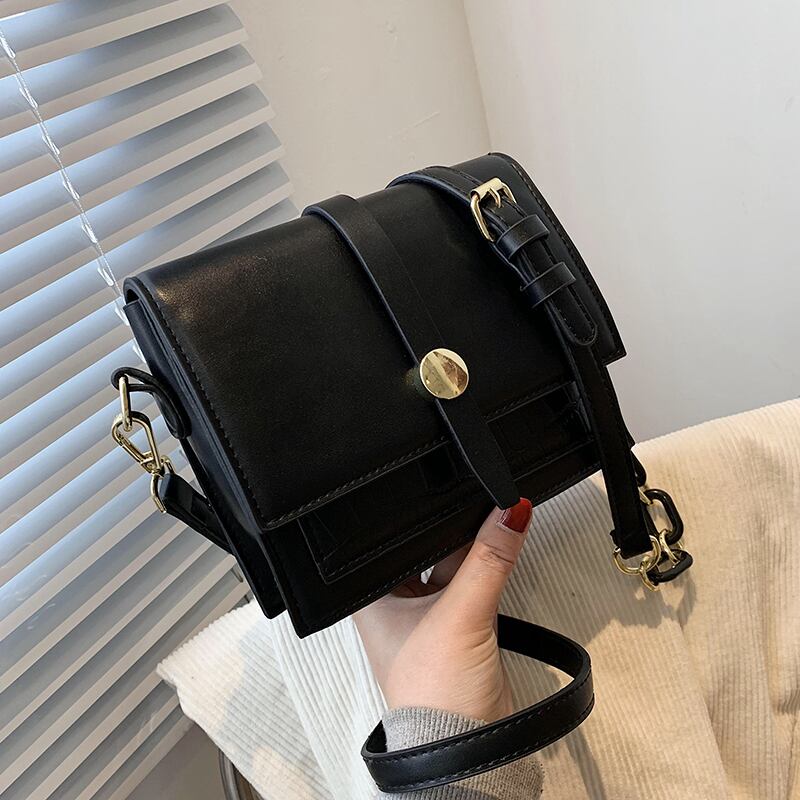スタイルチェーン レッド メッセンジャーバッグ Tiancai_Wing_Bag1208730518