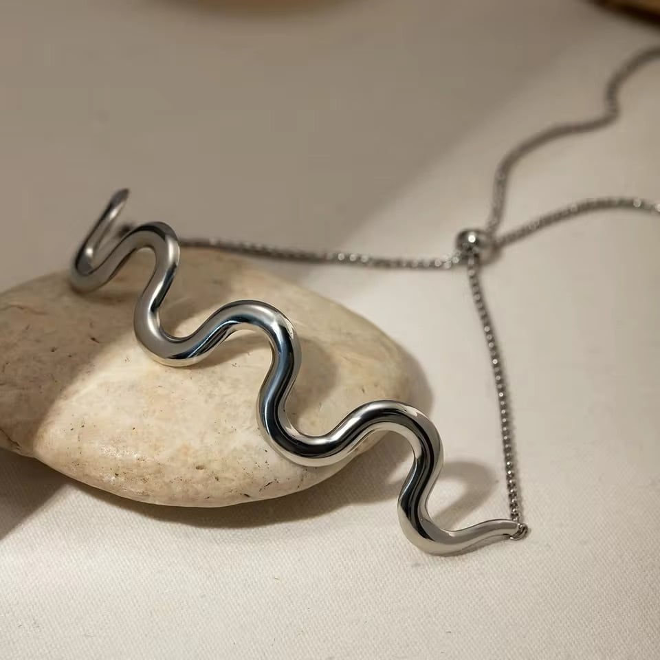 金アレ対応 シルバーウェーブプレートネックレス(0619)