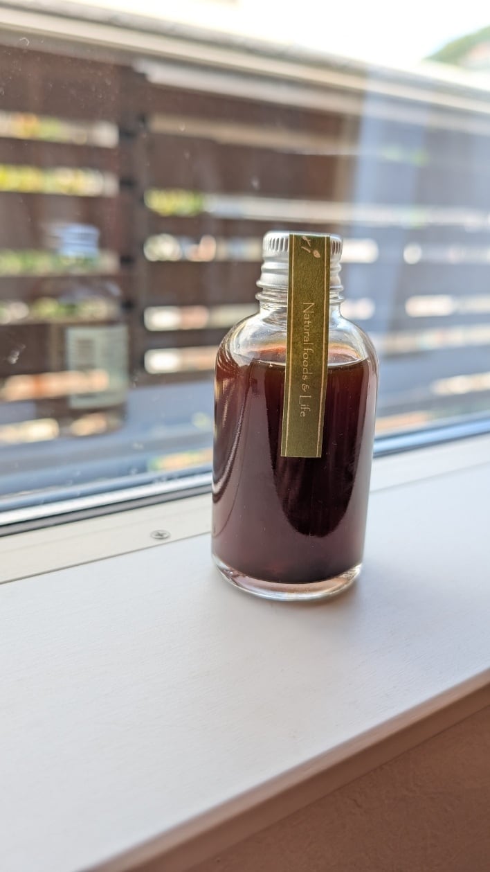 びわの葉エキス（詰め替え用）６５ｍｌ