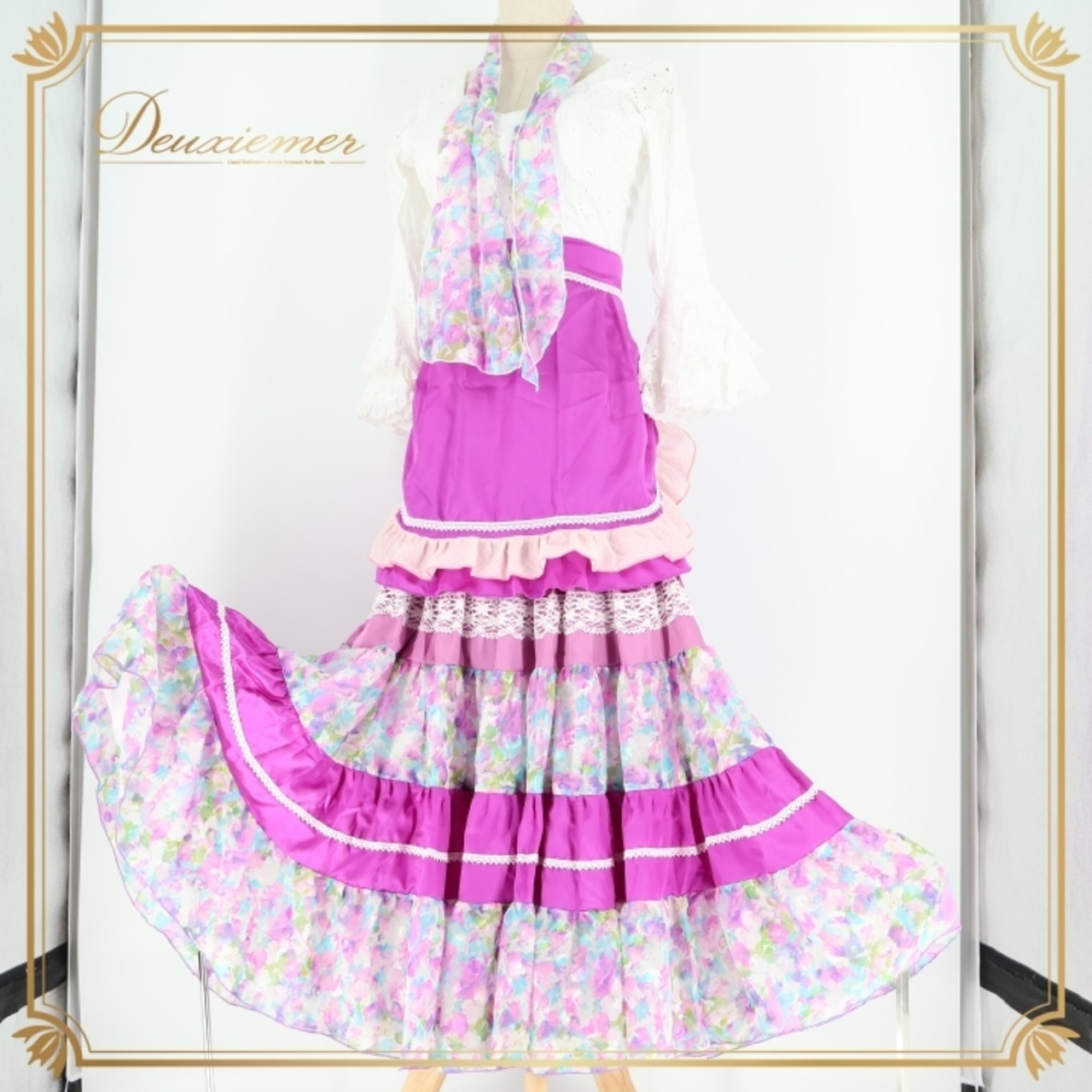 フラメンコ 衣装 マキコスチューム MAKIS COSTUMES ツーピース セットアップ 上下セット ファルダ スカート トップス エプロン 紫 白 花柄 ボランテ フリル ホワイト系 パープル系 ステージ衣装 ダンス衣装 イベント 可愛い 日本製 フラメンココスチューム ボウタイ付き フリルデザイン レディース かわいい フェミニン 舞踏用 スカートセット トップスセット 柄物