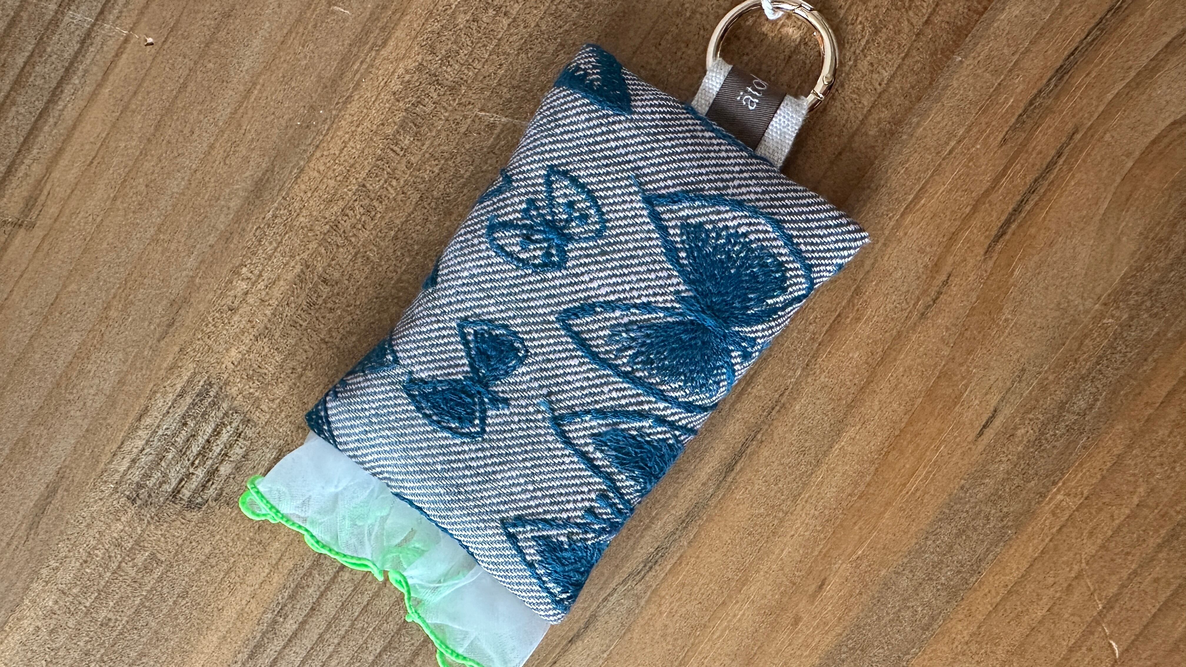 ハンドメイドつけ襟【ミナペルホネン choucho チェック】sold! 【公式