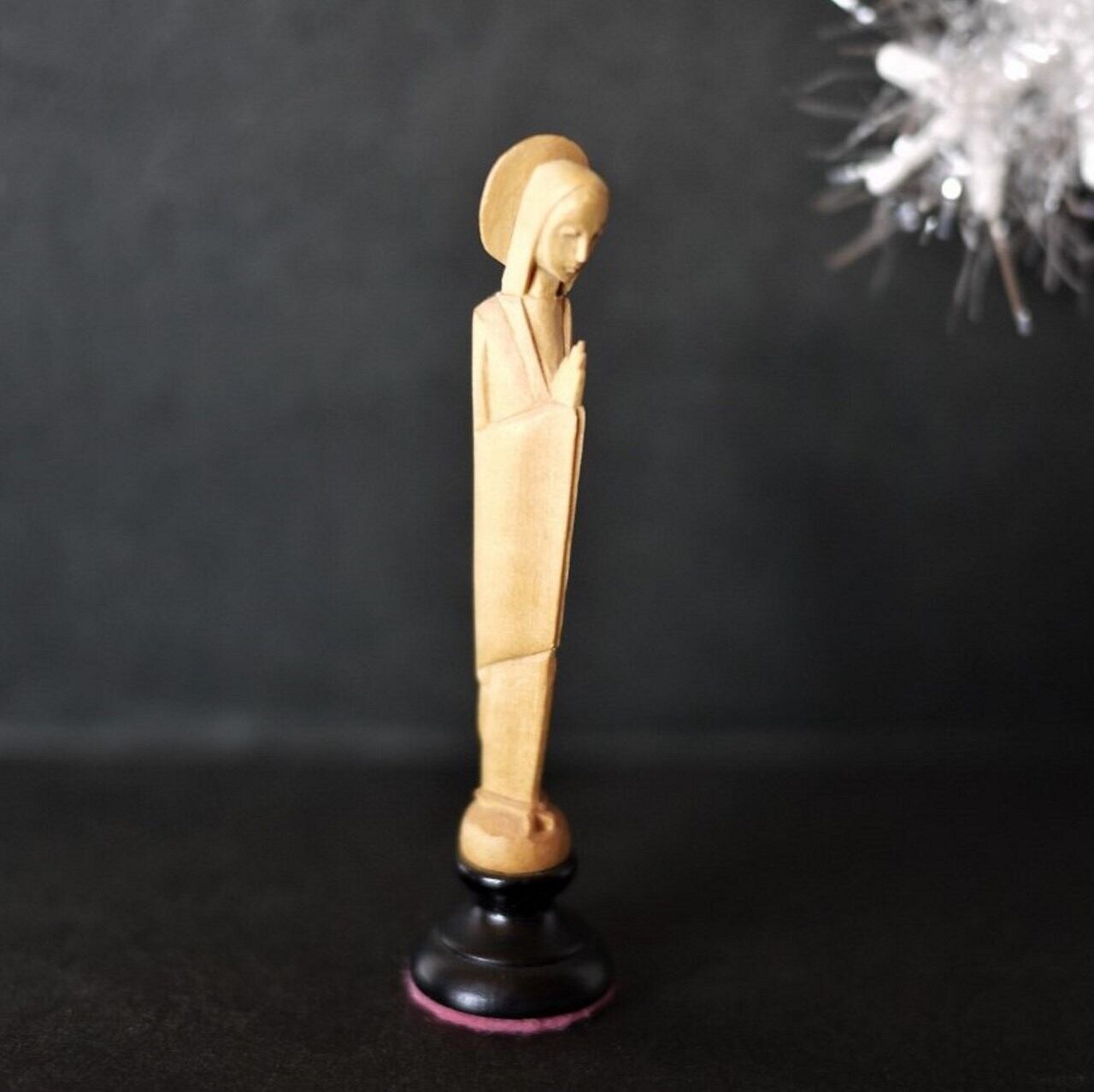 聖母マリア 木彫り小像 合掌祈祷礼拝 クリスチャンアート