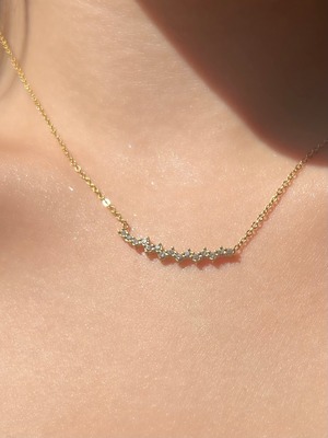 Zirconia line necklace