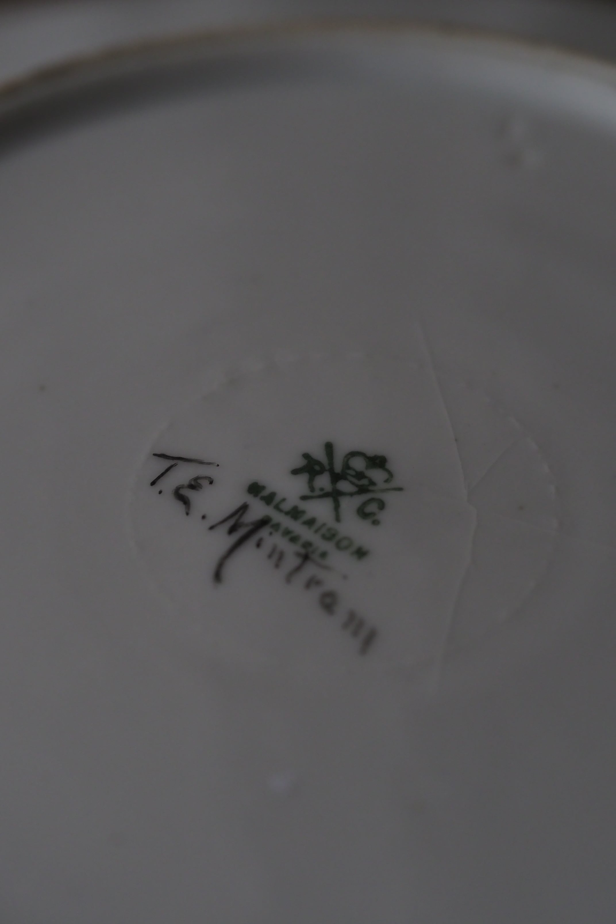 蜂巡る飾り皿-antique pottery plate | アンティーク.ヴィンテージ家具