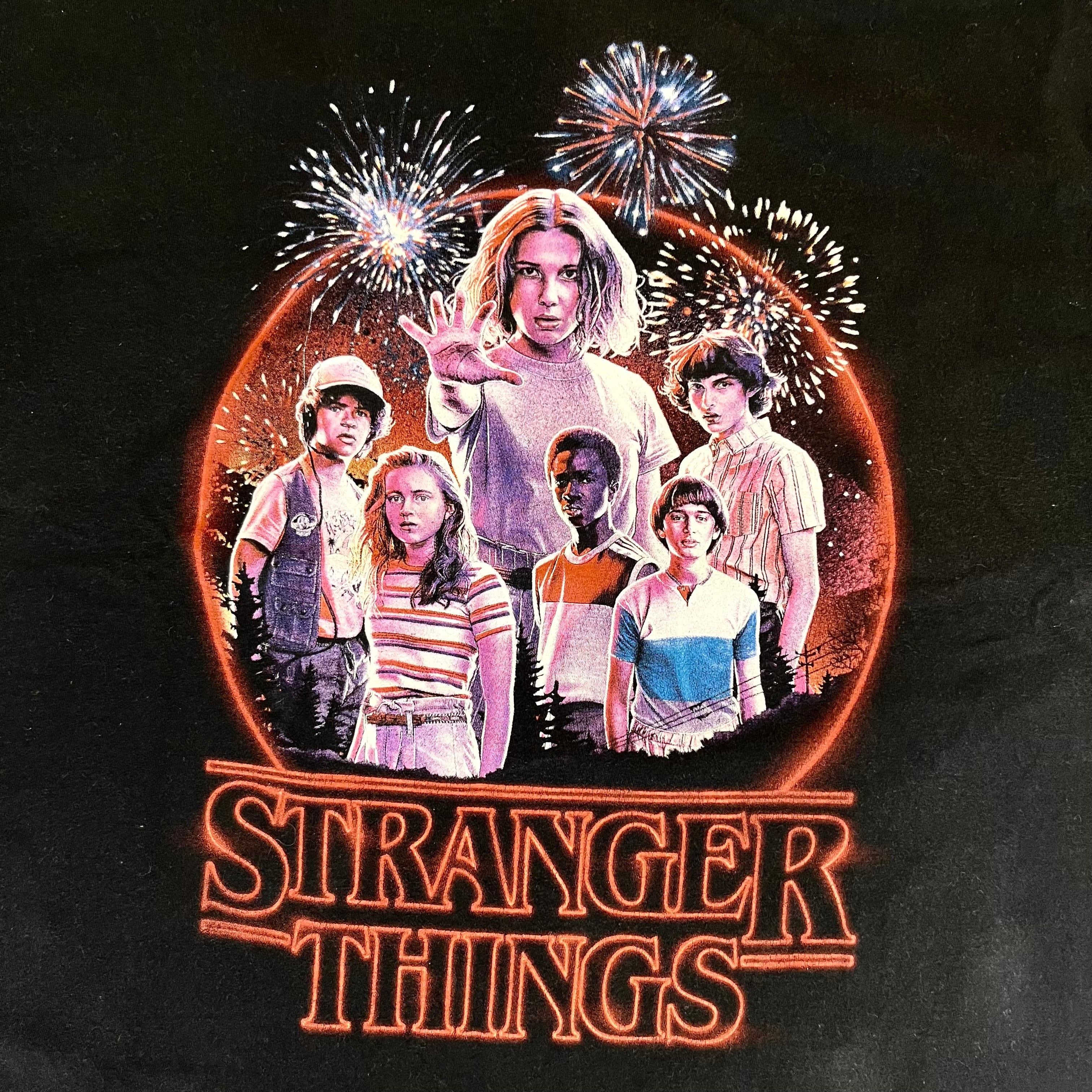 Netflix公式 ストレンジャーシングス x メタリカ Tシャツ サイズM Netflix公式 ストレンジャーシングス x メタリカ Tシャツ サイズM