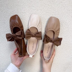 【送料無料】バレエパンプス バレエシューズ 靴 シューズ レディース フラットシューズ ローヒール スクエアトゥ リボン りぼん 無地 シンプル 歩きやすい 楽ちん 柔らかい 大人 可愛い かわいい 上品 きれいめ 人気 韓国 お出かけ 普段使い 通勤 通学 デート 韓国 秋冬 20代 30代 40代 オフホワイト カーキ ブラウン 白 茶