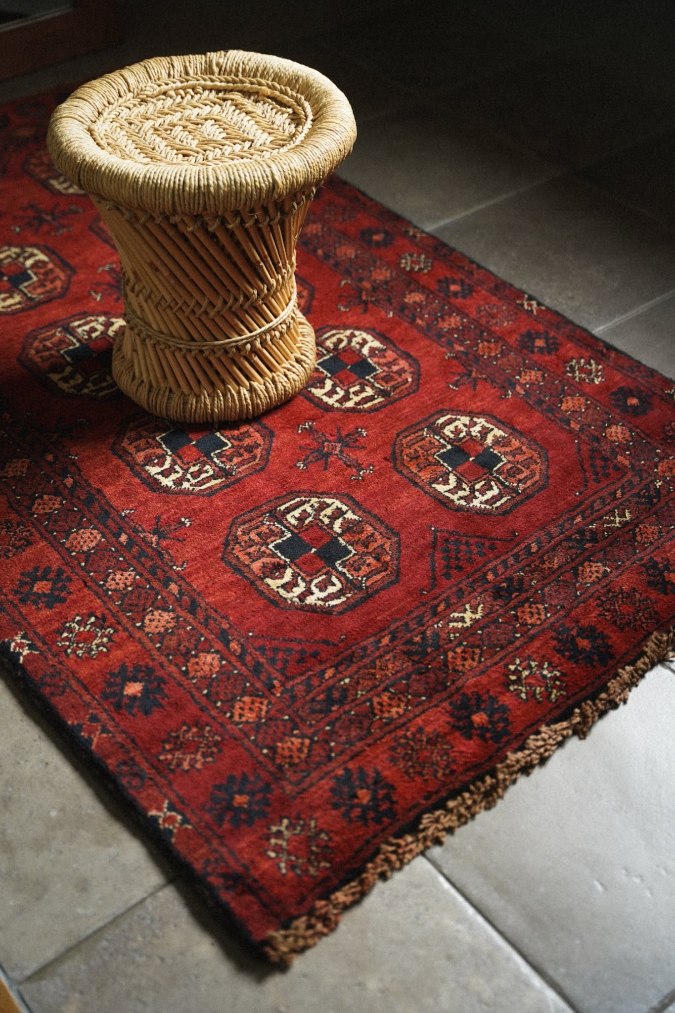 2134-Vintage Turkmen rug