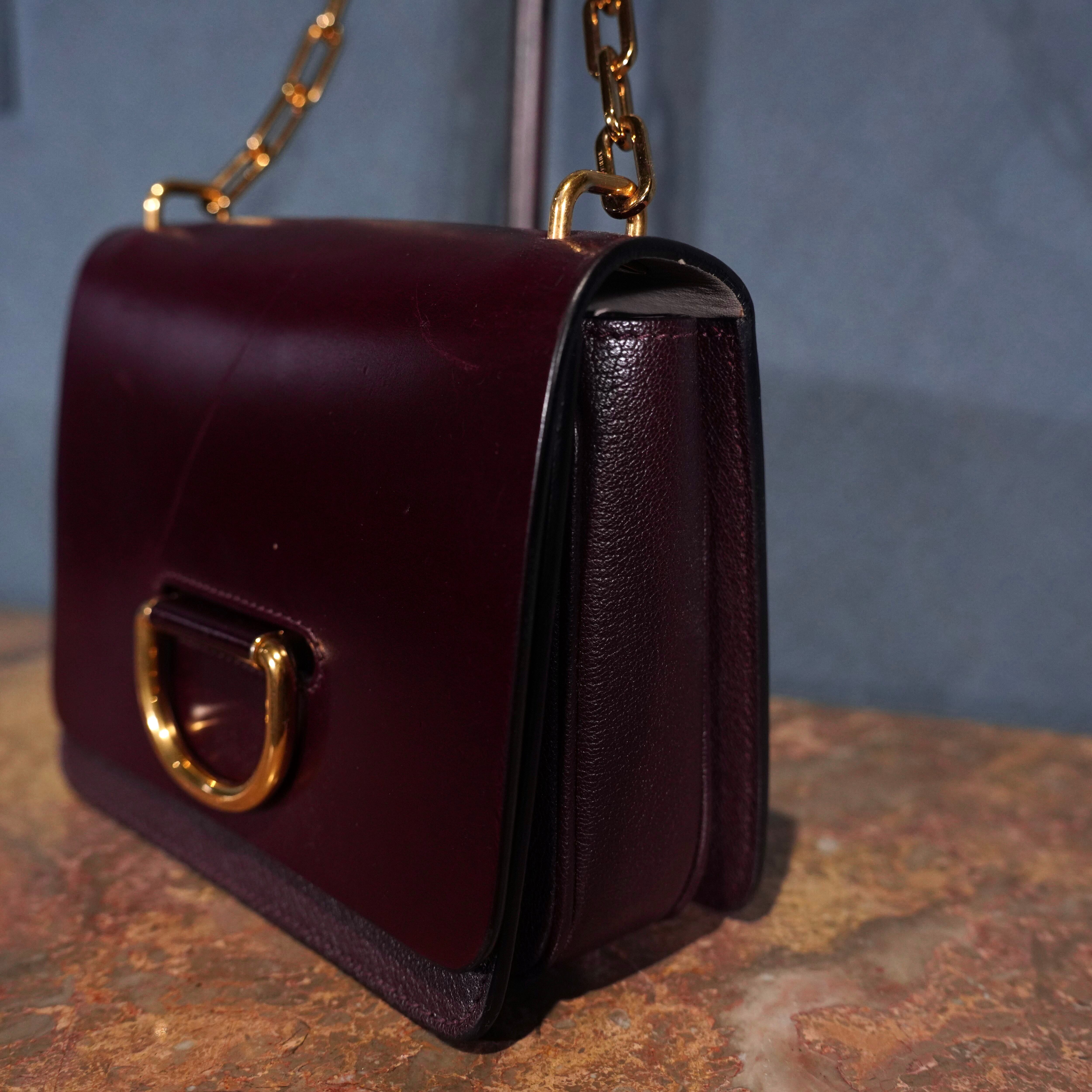 【美品】  Burberry / バーバリー | Dリング スモール チェーンショルダーバッグ | ブラック | レディース 楽天市場】【美品】 Burberry / バーバリー | Dリング スモール