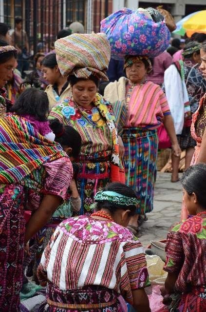 民族衣装ウイピル（細かい柄模様）（グアテマラ） | shop&gallery